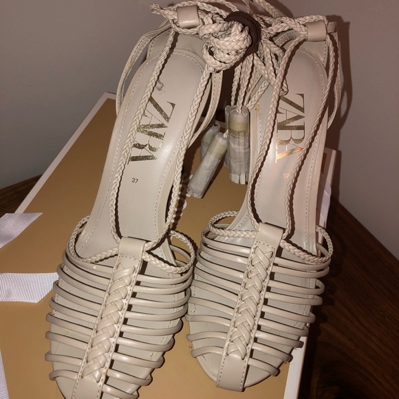 BRAND NEW ZARA shoe taupe lace up cage heels - Picture 5 of 5